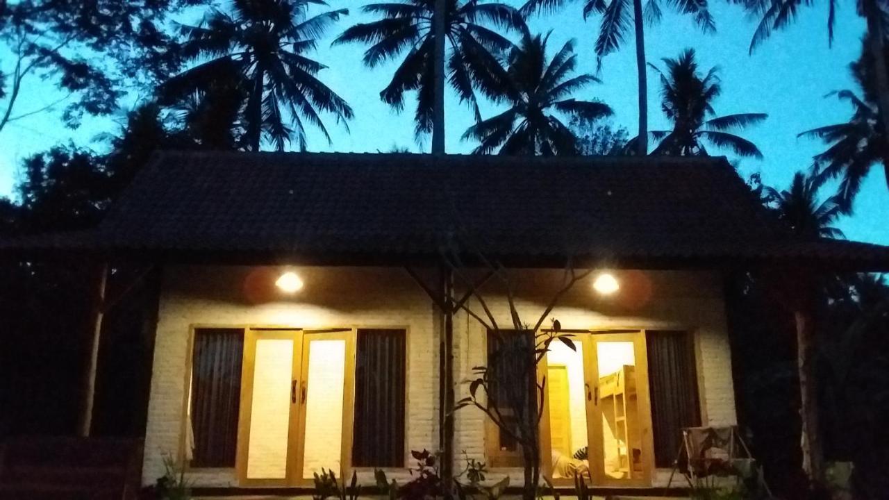 Jungle House - Surf & Stay بولوكان المظهر الخارجي الصورة