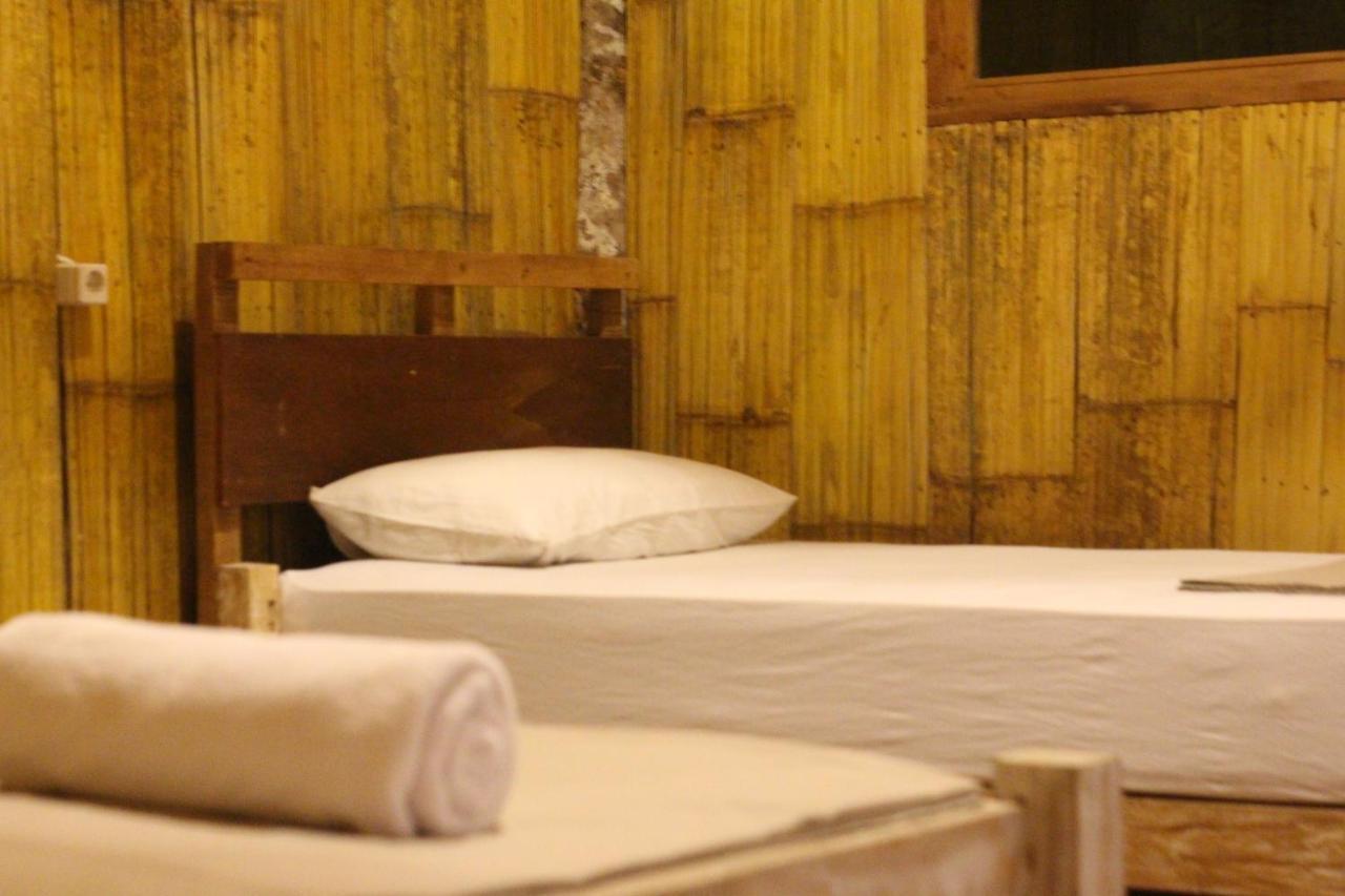 Jungle House - Surf & Stay بولوكان المظهر الخارجي الصورة