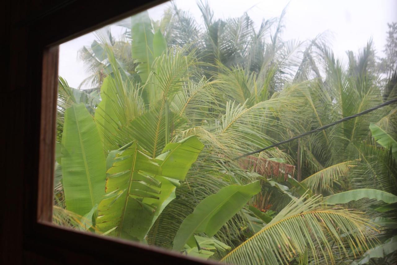 Jungle House - Surf & Stay بولوكان المظهر الخارجي الصورة