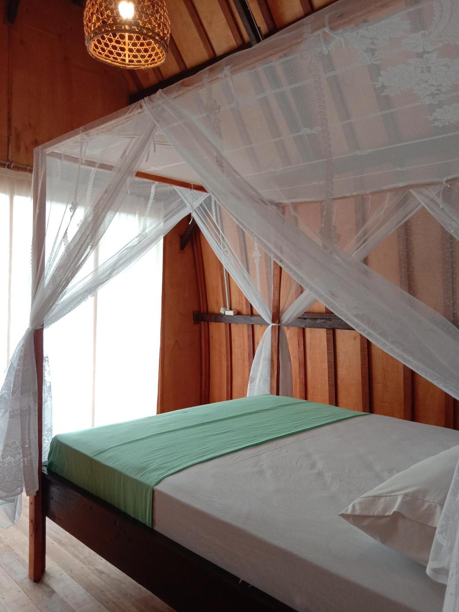 Jungle House - Surf & Stay بولوكان المظهر الخارجي الصورة